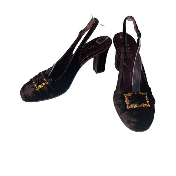 Via Spiga Shoes - Via Spiga NWOT Women Heels Size 7.5 Velvet Wine color Made in Italy